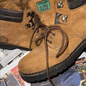 🥾•☠️ WRANGLER x Dirty Hands…Clean Money Vibes ☠️ • 🦁